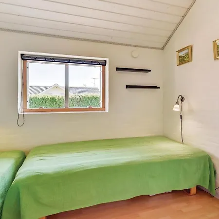 Four-bedroom In Prázdninový dům Hejls
